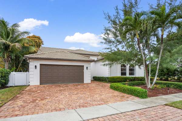 Boca Raton, FL 33487,750 Bailey ST