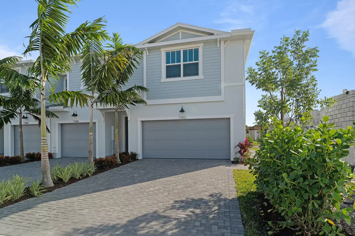 Lake Worth, FL 33467,7352 Lenora LN