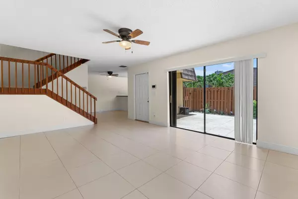 Palm Springs, FL 33461,973 Springdale CIR