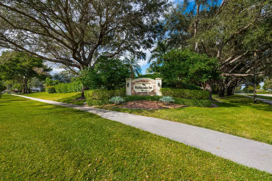 11808 Greystone DR, Boca Raton, FL 33428