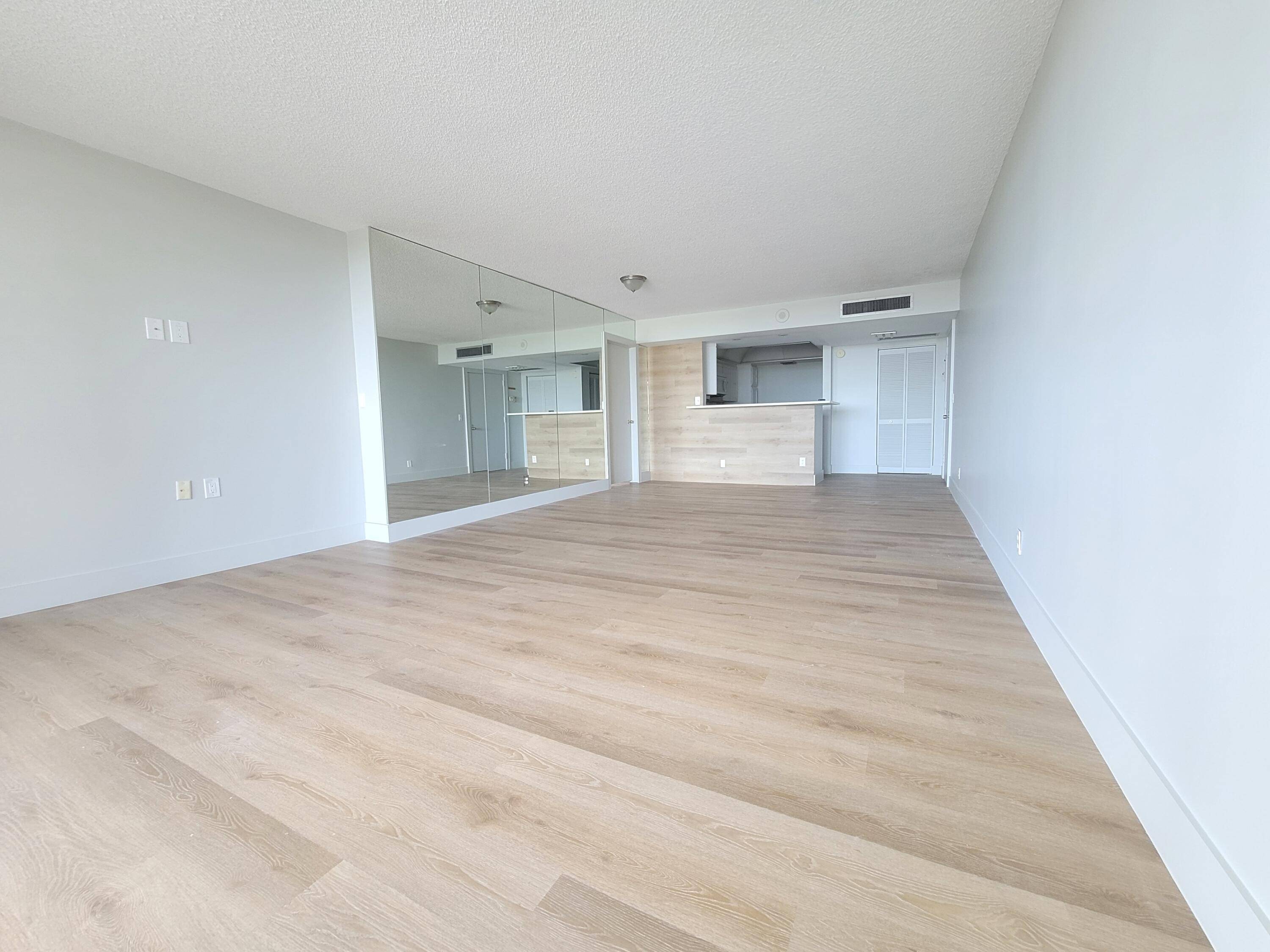 West Palm Beach, FL 33401,2425 Presidential WAY 603