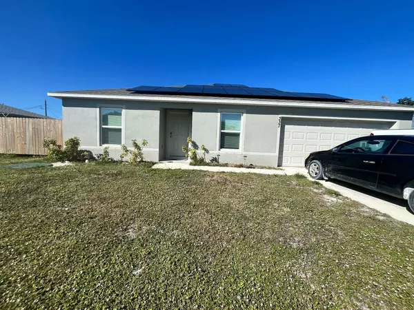 337 SE Starfish AVE, Port Saint Lucie, FL 34983