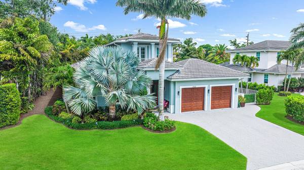 2500 Estates DR, North Palm Beach, FL 33410