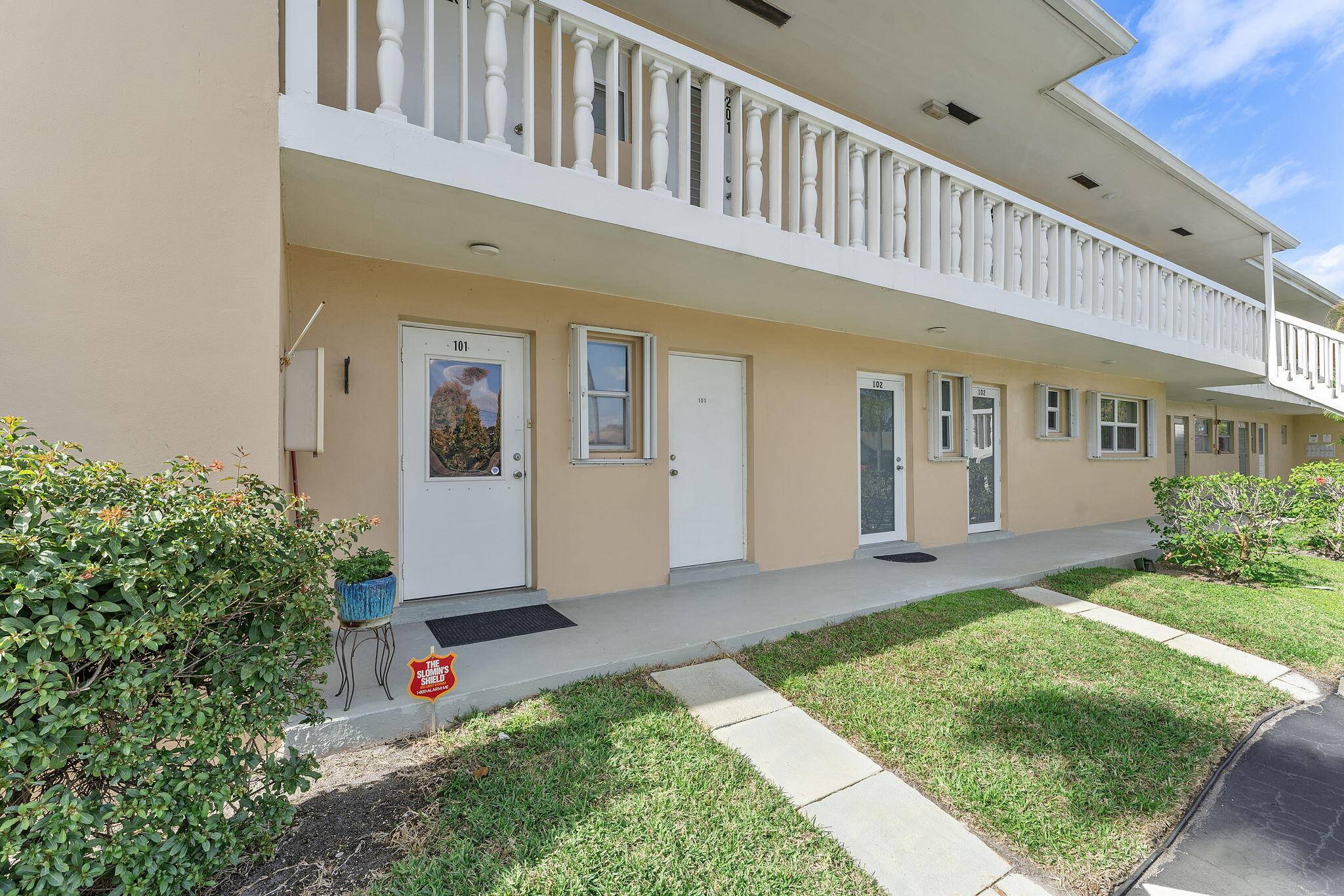 2161 NE 1st CT 101, Boynton Beach, FL 33435