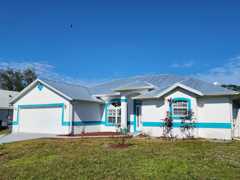 1117 SW Sudder AVE, Port Saint Lucie, FL 34953