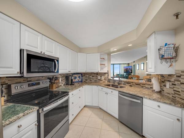 Jensen Beach, FL 34957,9650 S Ocean DR 1607