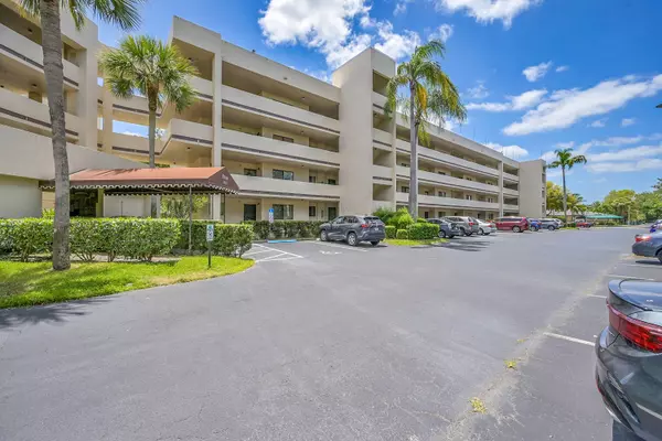 Lake Worth, FL 33467,3154 Via Poinciana 306