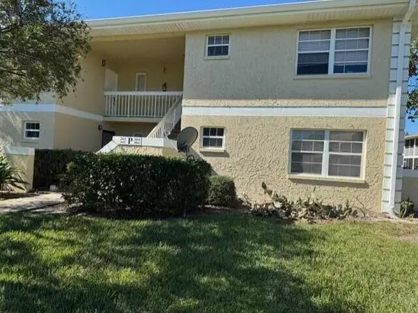 Port Saint Lucie, FL 34952,1550 SE Royal Green CIR 204