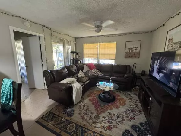 Port Saint Lucie, FL 34952,1550 SE Royal Green CIR 204