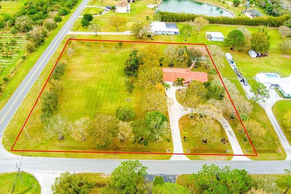 1975 Copenhaver RD, Fort Pierce, FL 34945