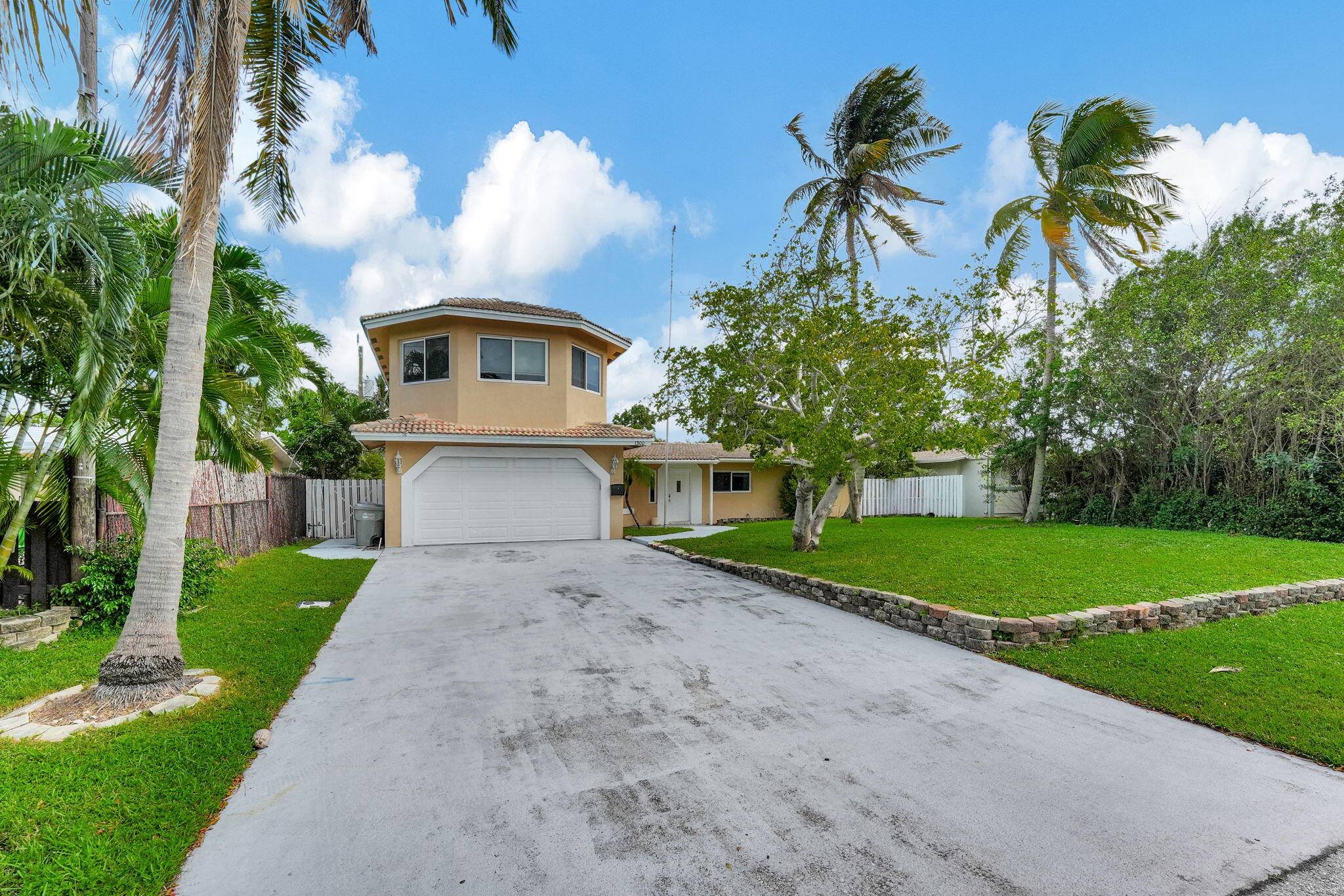 Pompano Beach, FL 33062,1300 NE 26 AVE