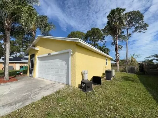 Port Saint Lucie, FL 34953,3983 SW Helmlinger ST