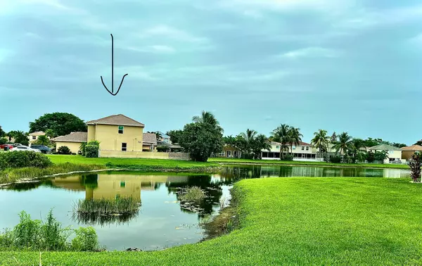 Lake Worth, FL 33463,7576 Savannah LN