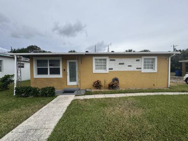 1658 W 15th ST, Riviera Beach, FL 33404