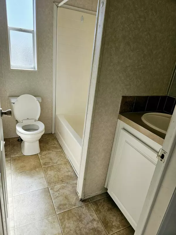 Hypoluxo, FL 33462,6 N Loafing ST