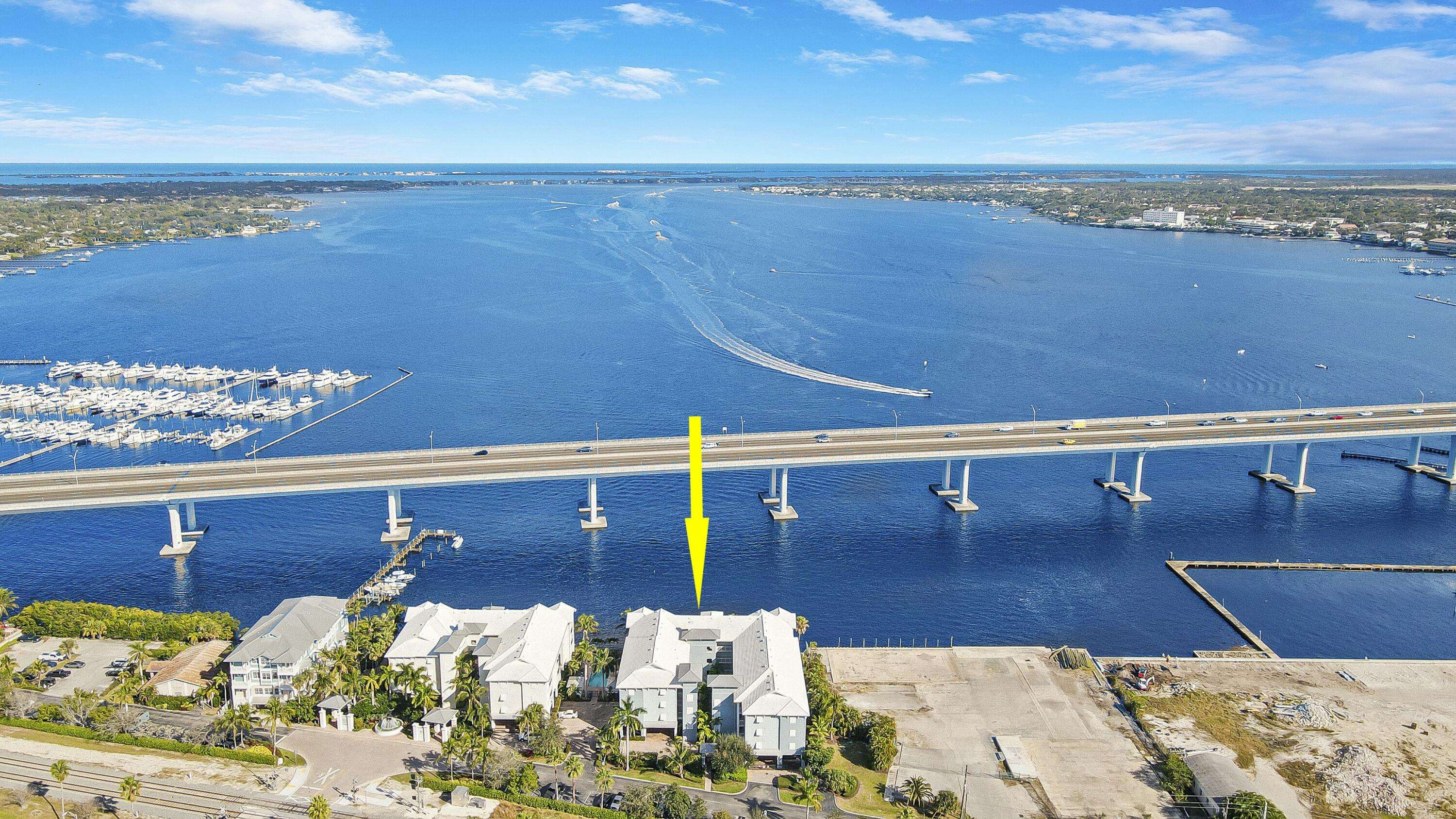 Stuart, FL 34994,215 NW Flagler AVE 301