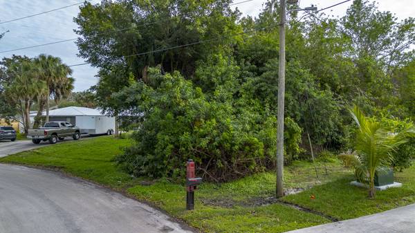 Port Saint Lucie, FL 34953,767 SW Alton CIR