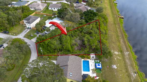 Port Saint Lucie, FL 34953,767 SW Alton CIR