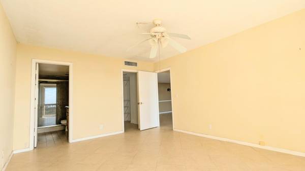 West Palm Beach, FL 33401,2425 Presidential 805 WAY 805