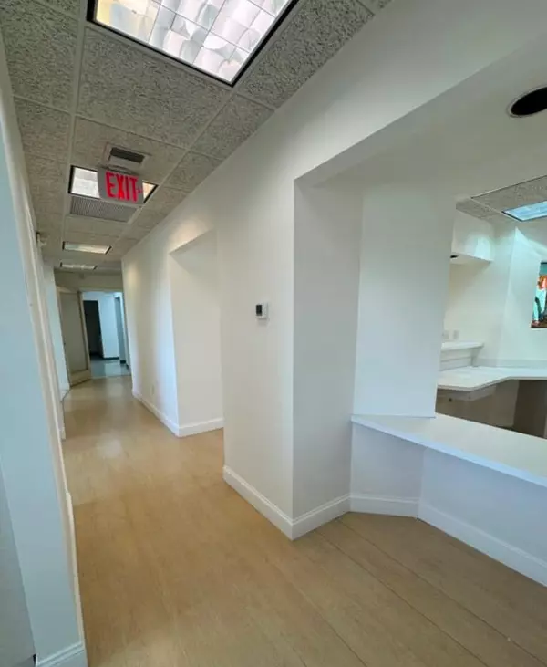 Fort Lauderdale, FL 33308,1825 NE 45th ST Suite C