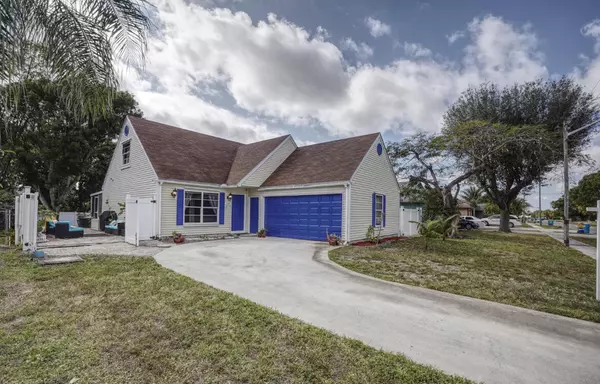 706 SW 1st CT, Boynton Beach, FL 33426