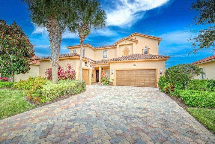 Vero Beach, FL 32967,5574 55th AVE