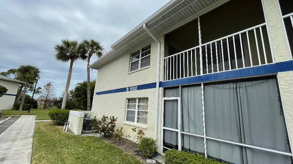 Port Saint Lucie, FL 34952,1502 SE Royal Green B-201 CIR