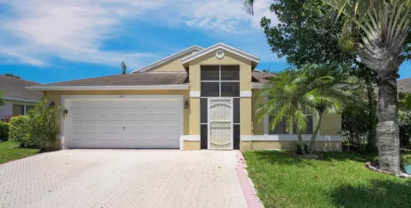 1784 Sawgrass CIR, Greenacres, FL 33413