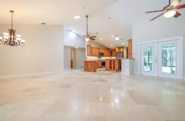 Palm Beach Gardens, FL 33418,15386 N 83rd WAY