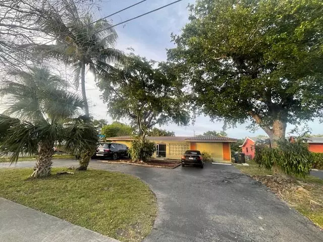 Oakland Park, FL 33334,1711 NE 45th ST