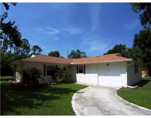 8403 Santa Clara BLVD, Fort Pierce, FL 34951