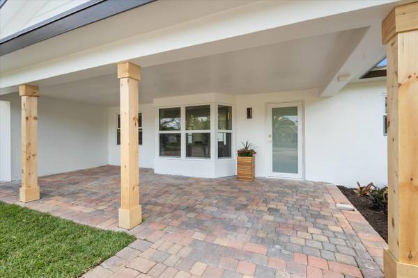 Delray Beach, FL 33444,530 Kingbird CIR