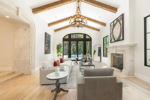 Palm Beach, FL 33480,236 Via Las Brisas