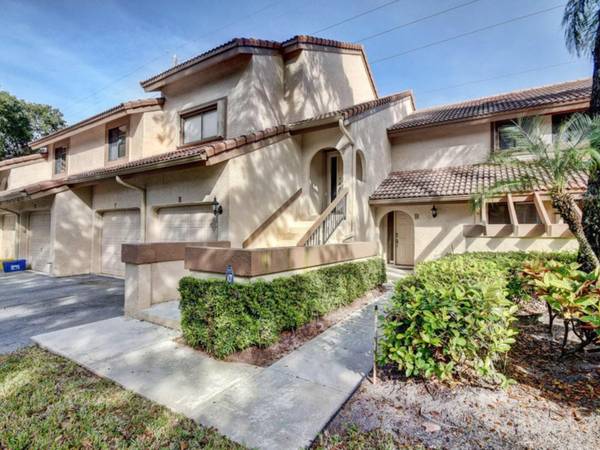 Boca Raton, FL 33486,5700 Coach House CIR B