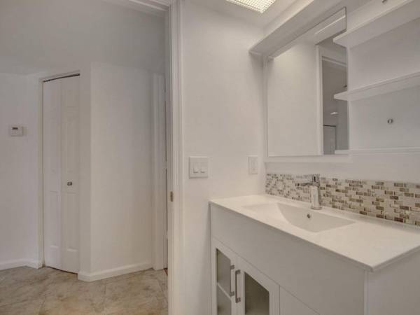 Boca Raton, FL 33486,5700 Coach House CIR B