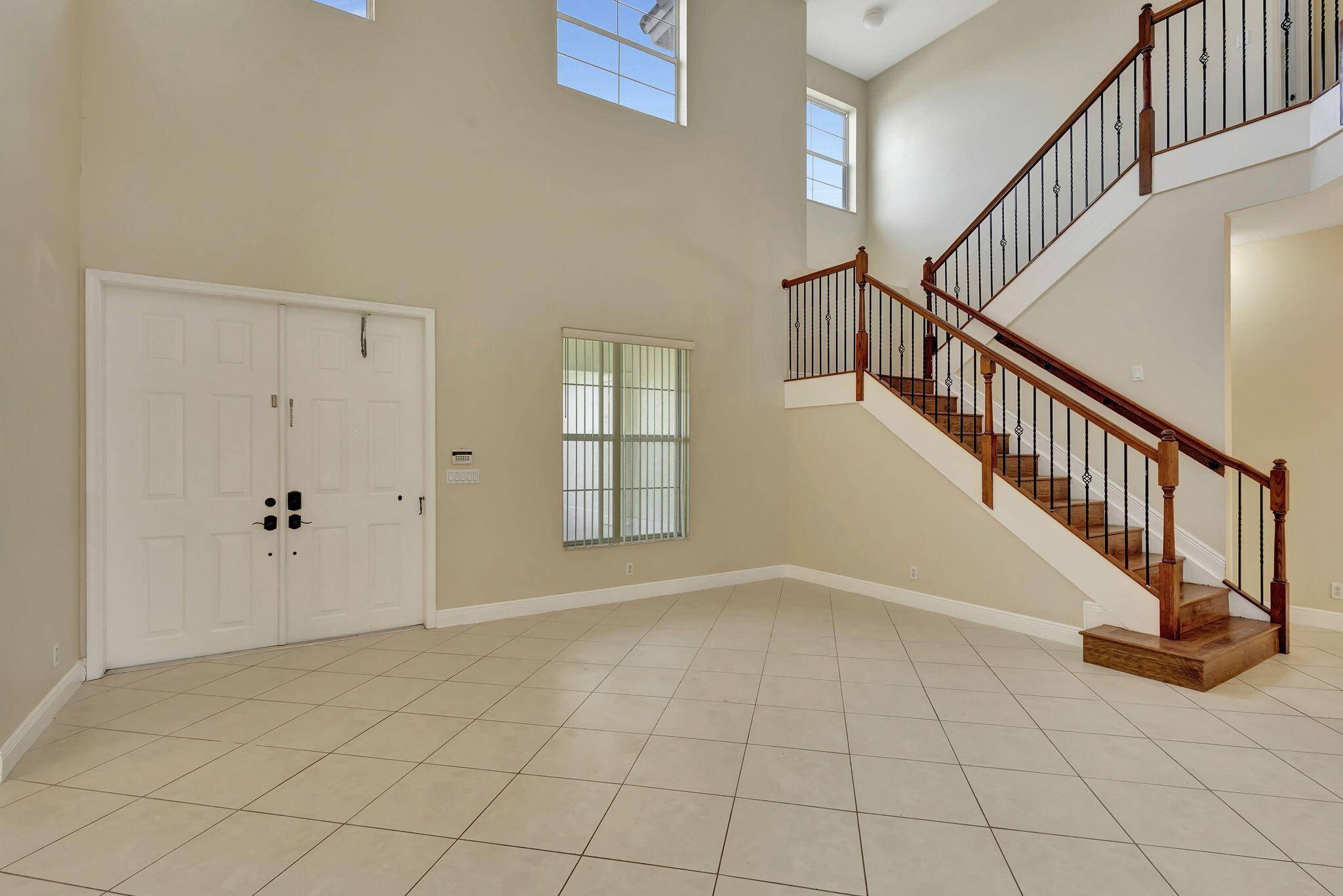 West Palm Beach, FL 33411,207 Palm Beach Plantation BLVD