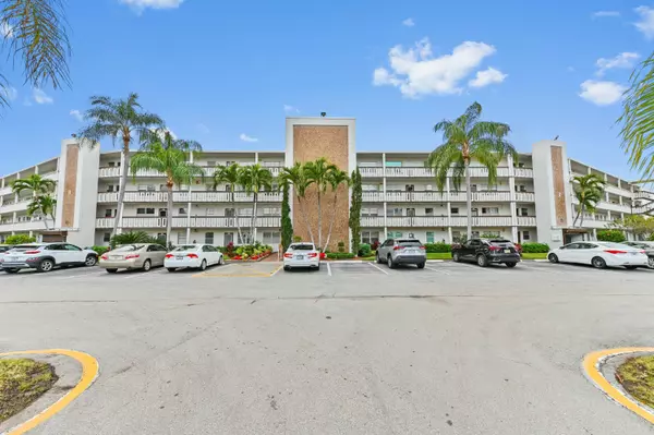 4020 Hythe B, Boca Raton, FL 33434