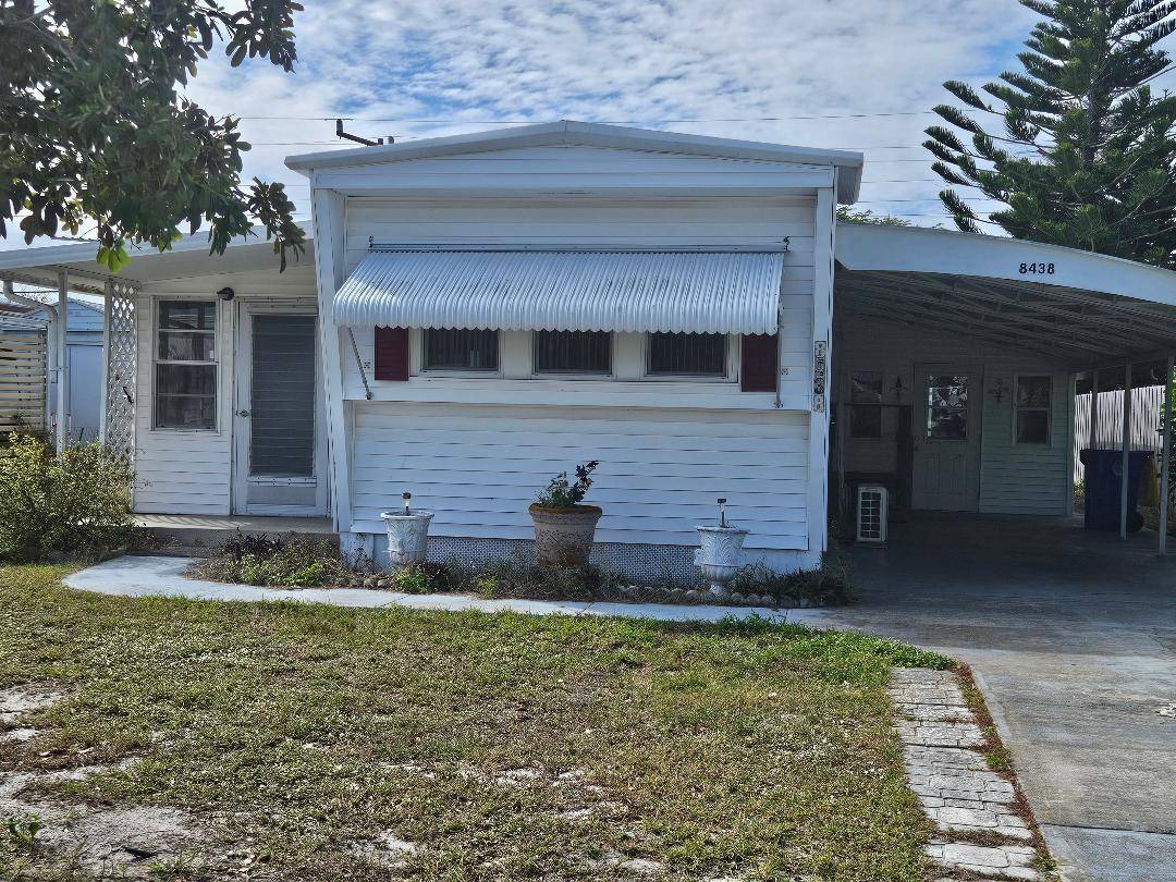 Hobe Sound, FL 33455,8438 SE Swan AVE