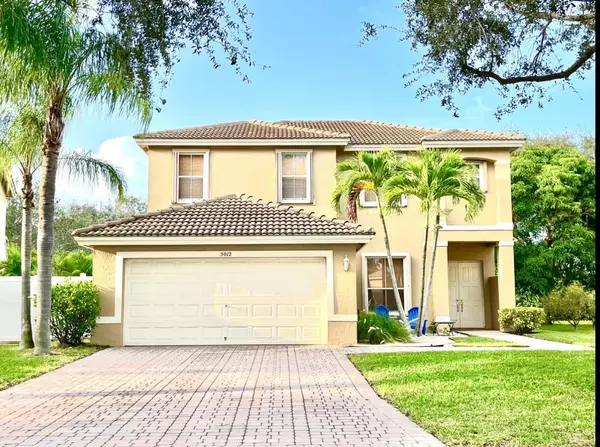 5012 Victoria CIR, West Palm Beach, FL 33409