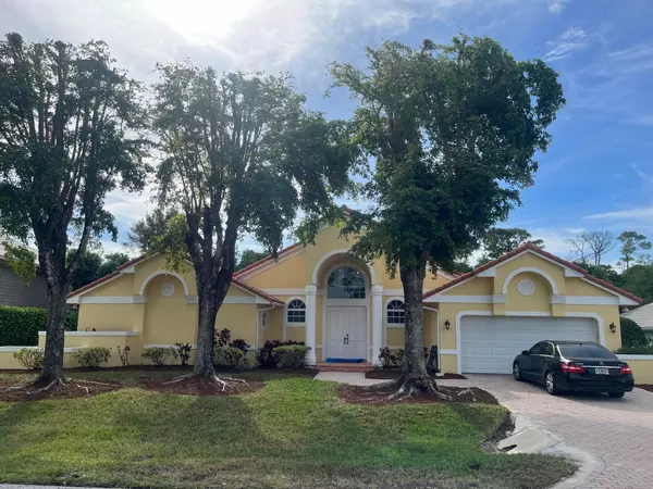 8805 SE Riverfront TER, Tequesta, FL 33469