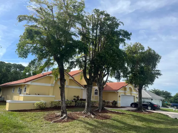 Tequesta, FL 33469,8805 SE Riverfront TER