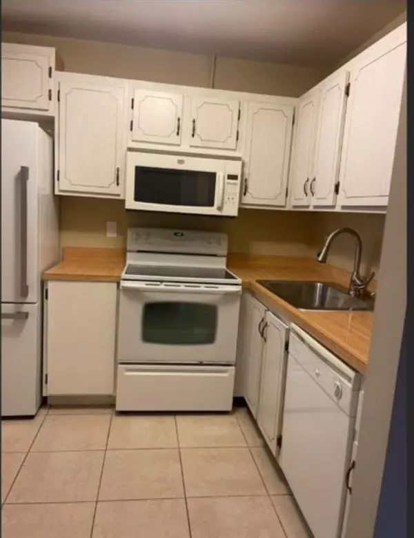 Fort Pierce, FL 34982,1235 S Lakes End DR 0