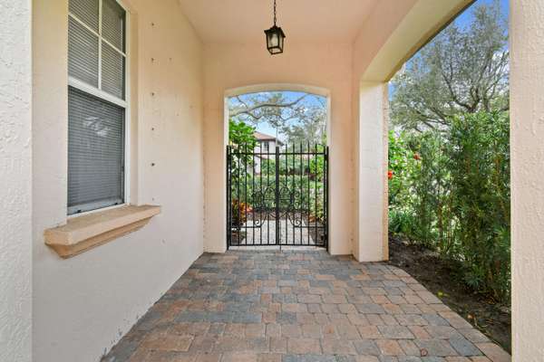 Palm Beach Gardens, FL 33410,750 Bocce CT