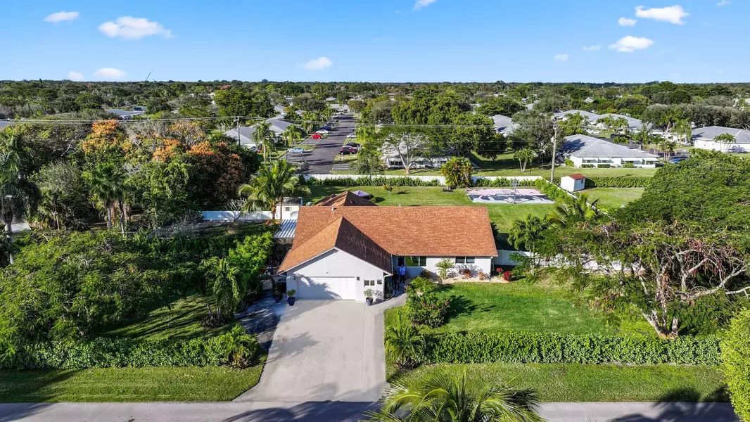 4163 Frances DR, Delray Beach, FL 33445