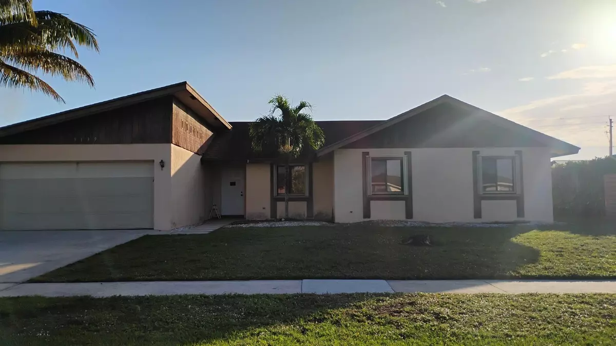 Lake Worth, FL 33463,5139 E Woodstone CIR