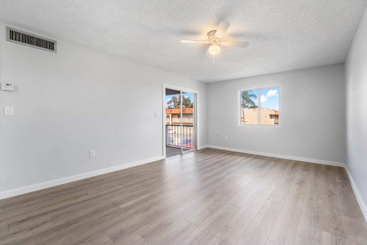 West Palm Beach, FL 33415,6094 Forest Hill BLVD 205