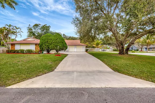 Jupiter, FL 33458,6185 White Oak CT