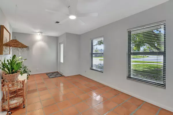 Delray Beach, FL 33444,597 Curlew RD