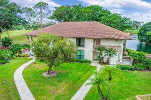 420 S Brackenwood LN, Palm Beach Gardens, FL 33418