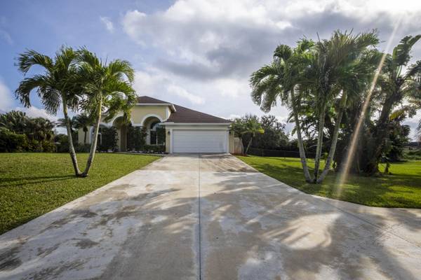 Palm Beach Gardens, FL 33418,16630 N 75th AVE